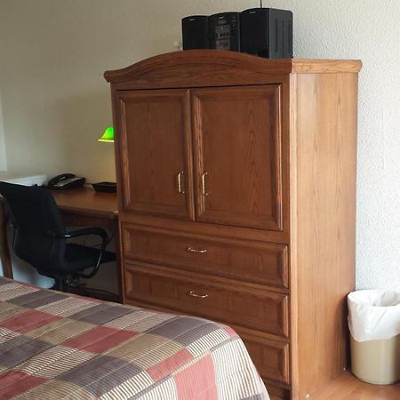 Motel Iberville Saint-Jean-sur-Richelieu Habitación foto
